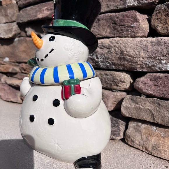 Christmas cookie jar snowman by Fritz and Floyd - Picture 8 of 16